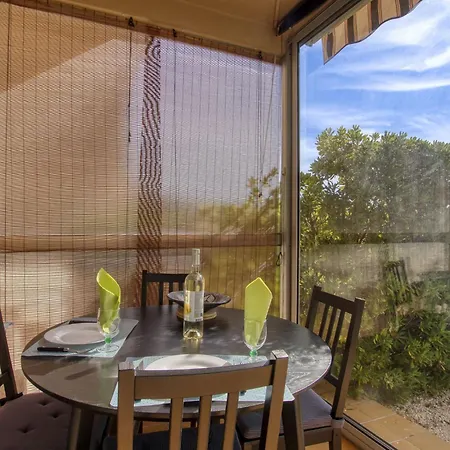 Apartment Vanille By Interhome Bandol